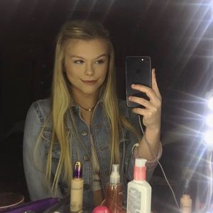 Meet your Posher, Valerie